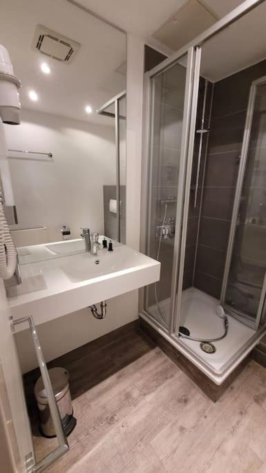 Nice Apartment In Modern Center Of Duesseldorf Zewnętrze zdjęcie