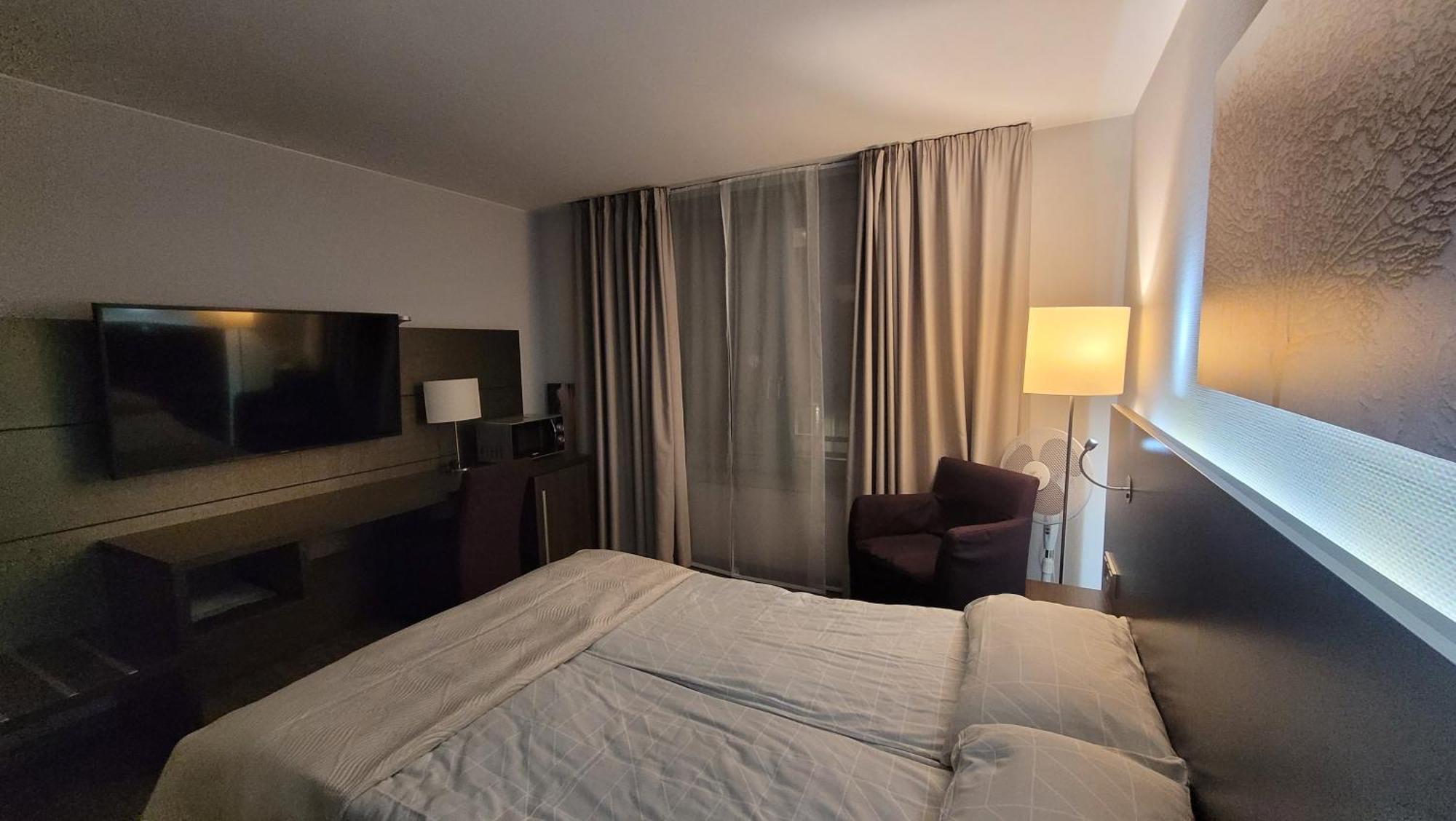 Nice Apartment In Modern Center Of Duesseldorf Zewnętrze zdjęcie